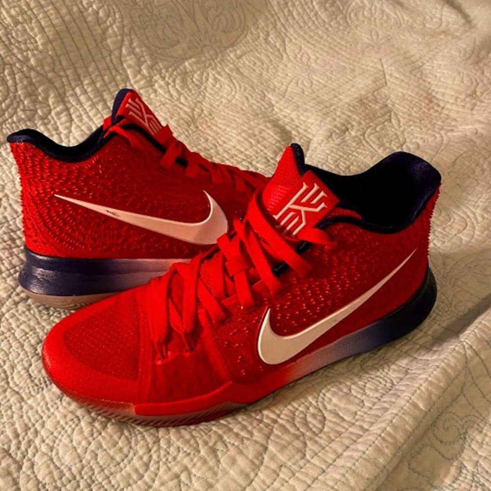 Kyrie 3 University Red